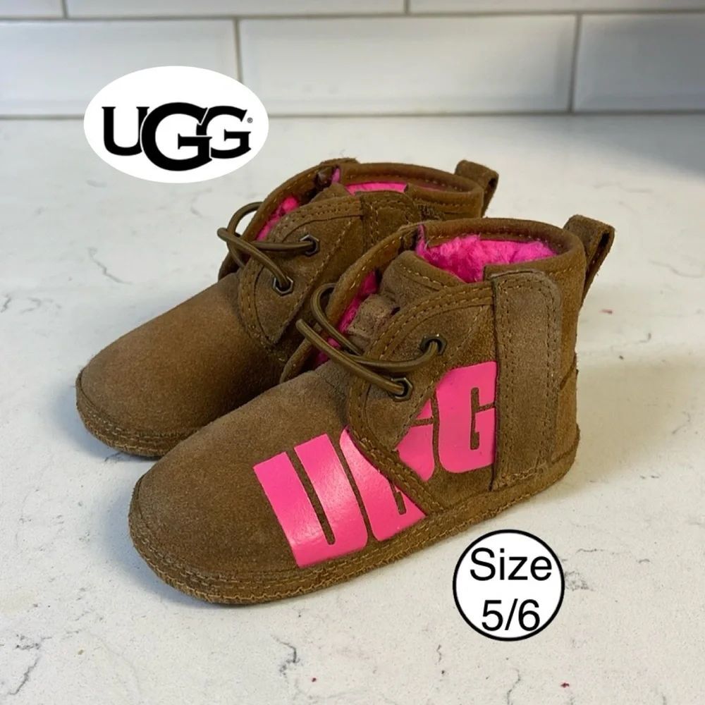 UGG Infant's Neumel Chopd Suede Classic Pink Size 5/6